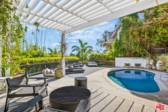 $3,450,000 | 8608 Hollywood Boulevard, Los Angeles, CA 90069