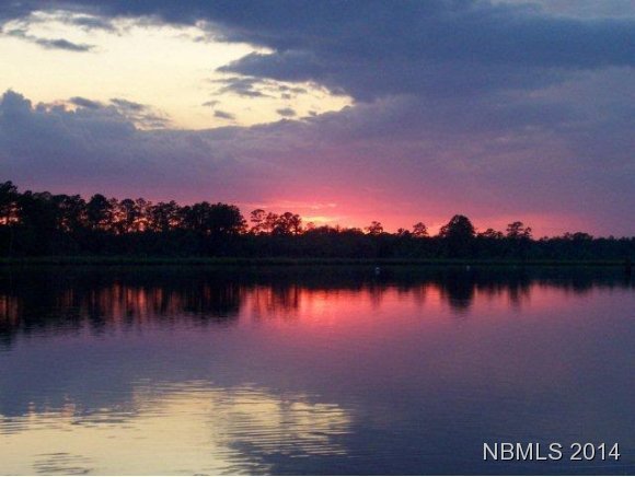 5420 Trade Winds Road New Bern, NC 28560 - Photo 1 of 25 Primary Photo