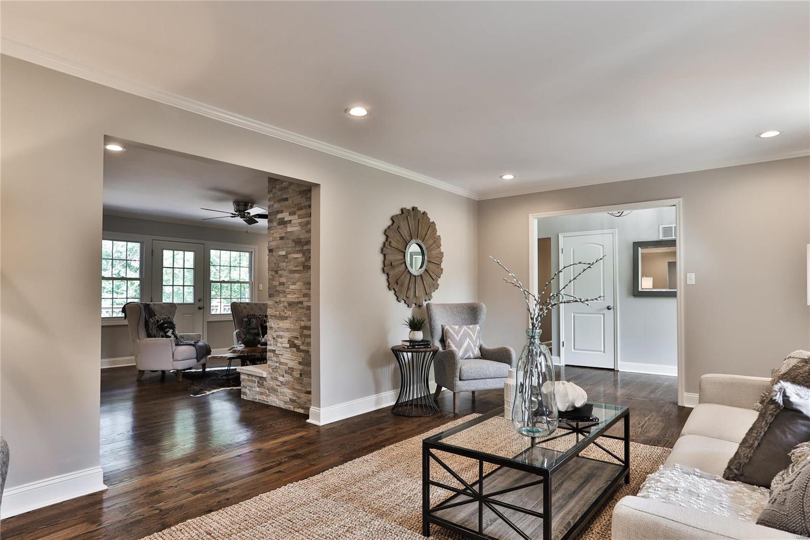 12055 Point Oak Road St. Louis, MO 63131 - Photo 12 of 62 Gallery Image 12