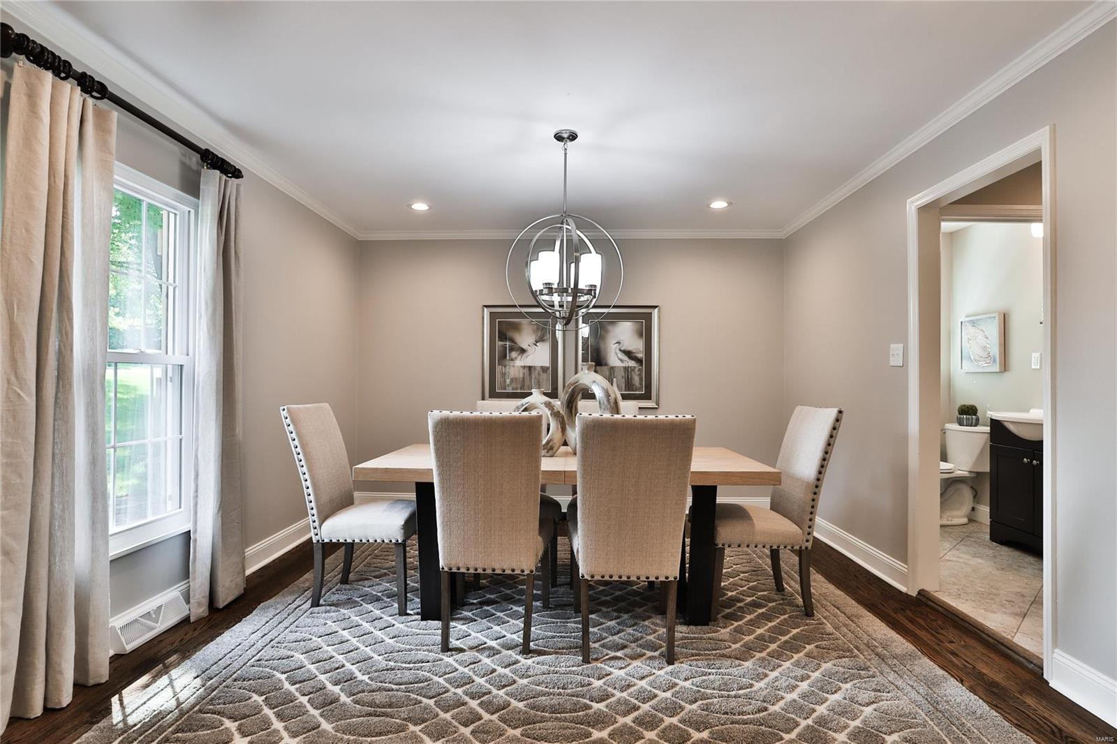 12055 Point Oak Road St. Louis, MO 63131 - Photo 13 of 62 Gallery Image 13