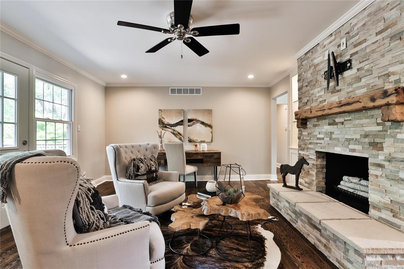 12055 Point Oak Road St. Louis, MO 63131 - Photo 17 of 62 Gallery Image 17