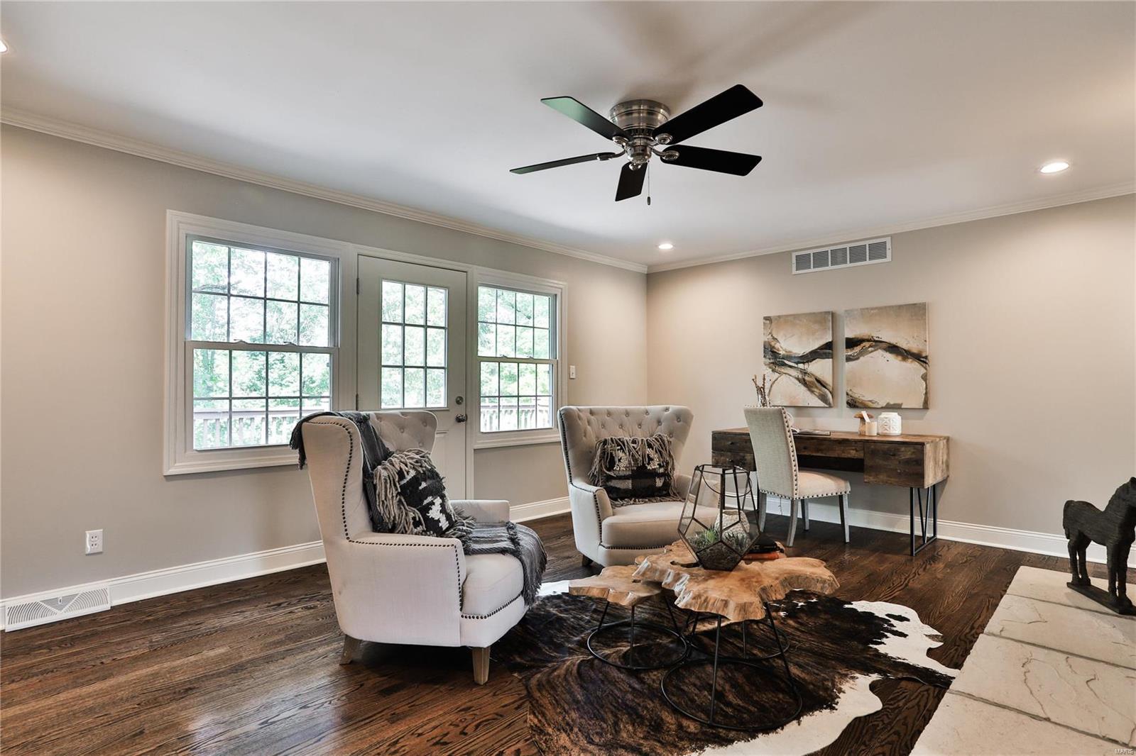 12055 Point Oak Road St. Louis, MO 63131 - Photo 21 of 62 Gallery Image 21