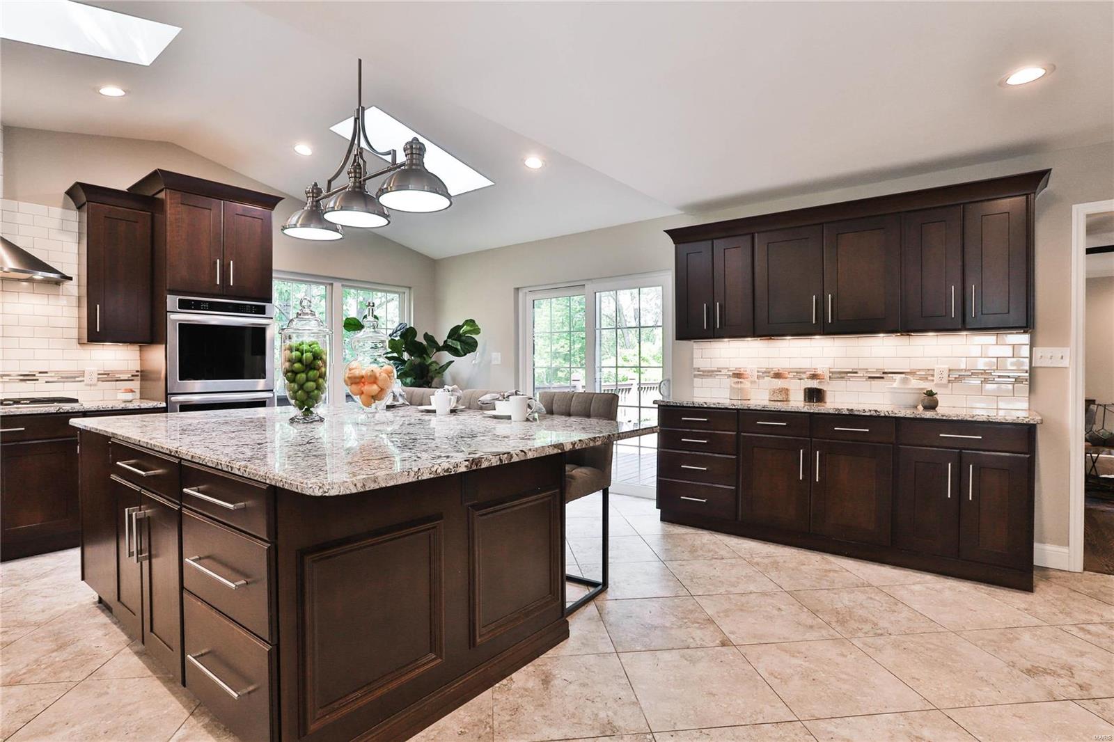12055 Point Oak Road St. Louis, MO 63131 - Photo 24 of 62 Gallery Image 24