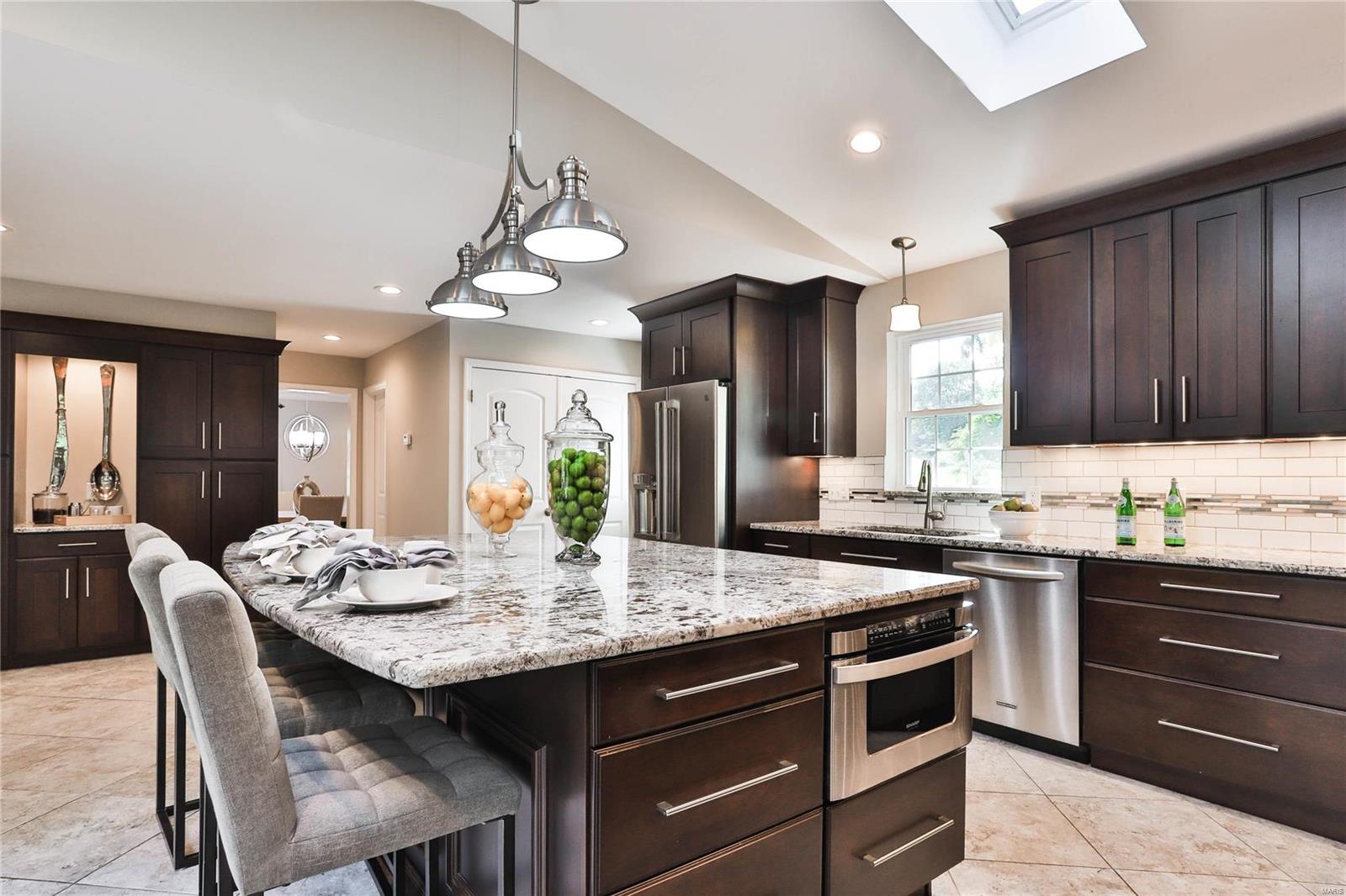 12055 Point Oak Road St. Louis, MO 63131 - Photo 29 of 62 Gallery Image 29