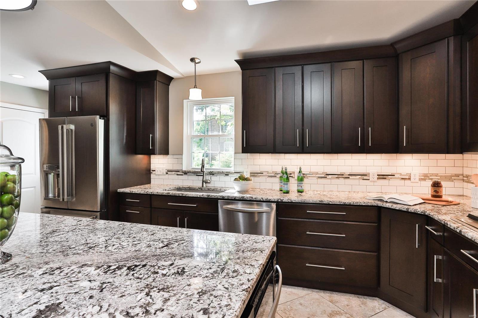 12055 Point Oak Road St. Louis, MO 63131 - Photo 31 of 62 Gallery Image 31