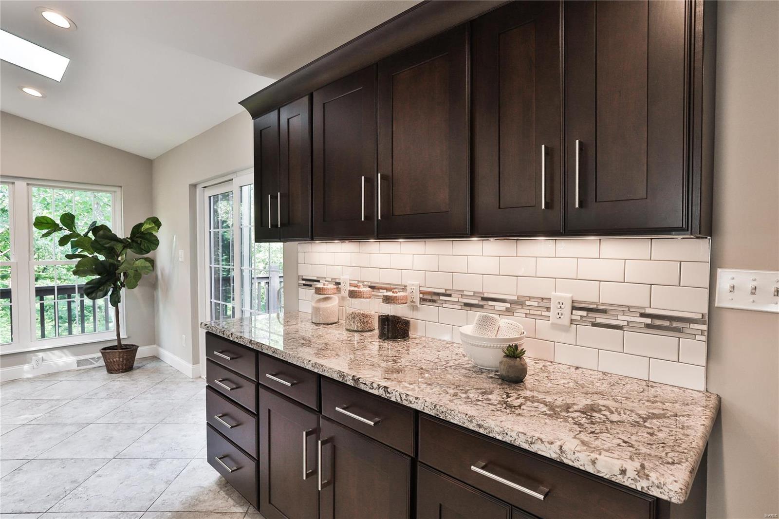 12055 Point Oak Road St. Louis, MO 63131 - Photo 32 of 62 Gallery Image 32