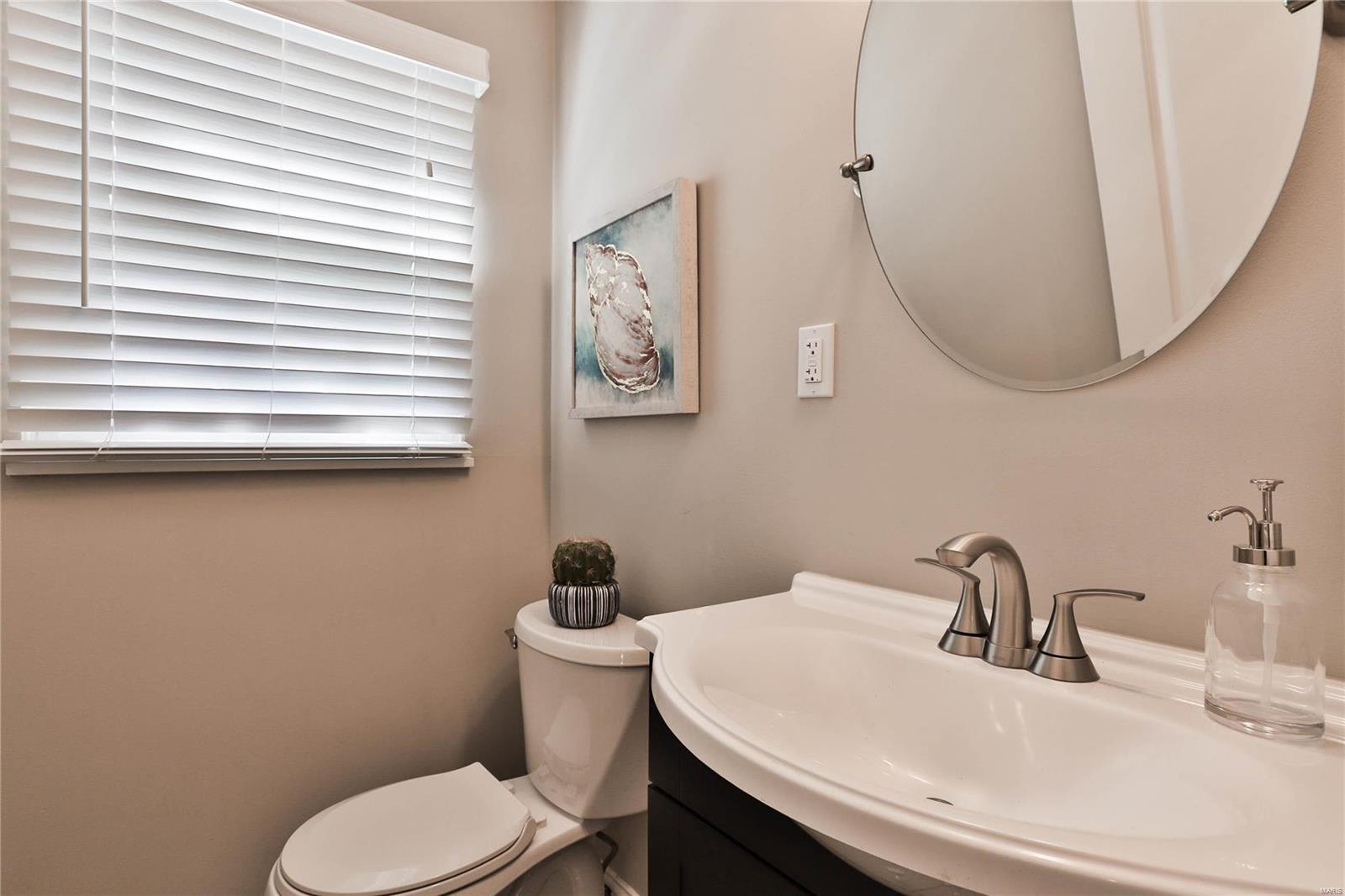12055 Point Oak Road St. Louis, MO 63131 - Photo 33 of 62 Gallery Image 33