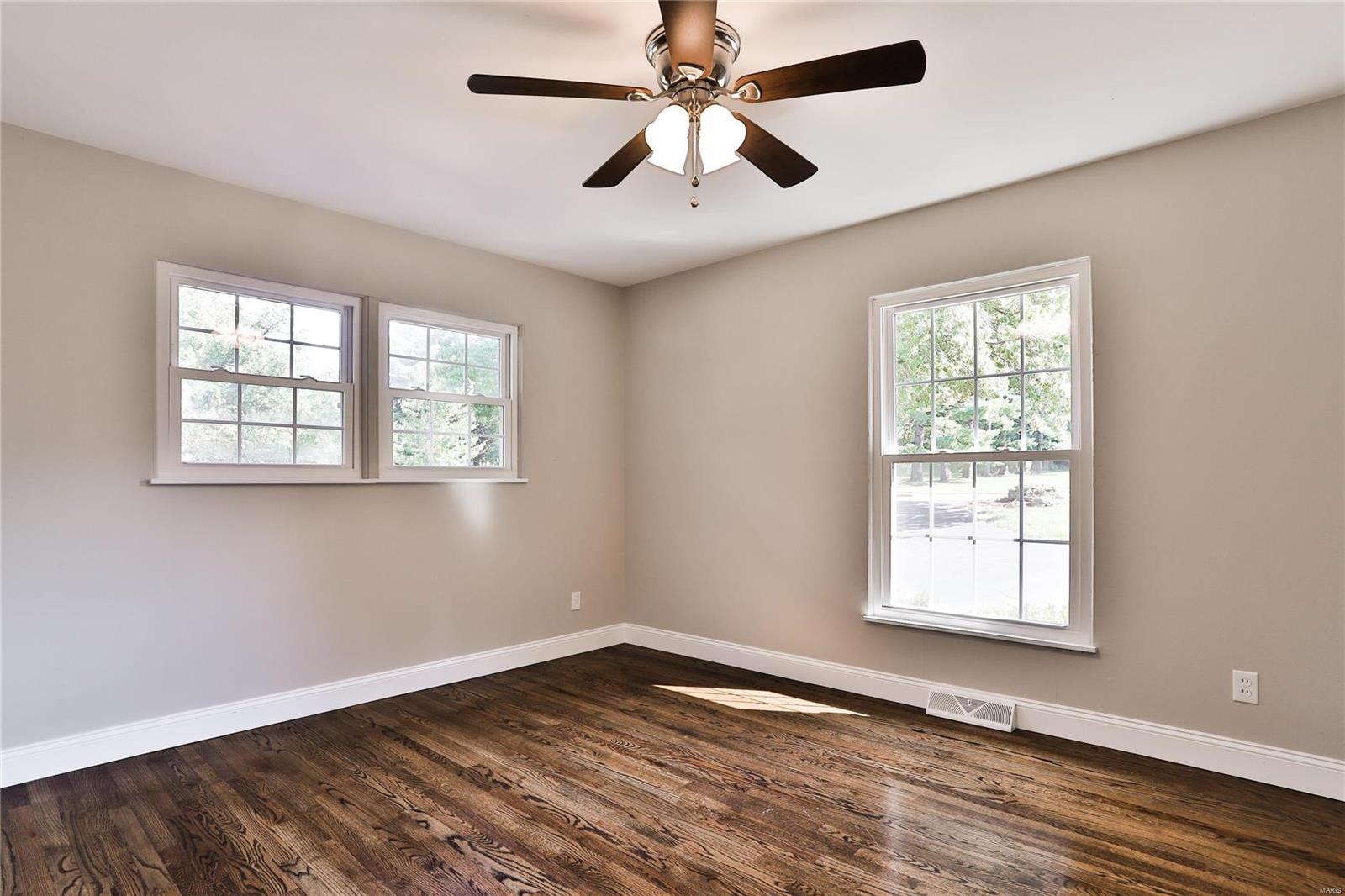 12055 Point Oak Road St. Louis, MO 63131 - Photo 38 of 62 Gallery Image 38