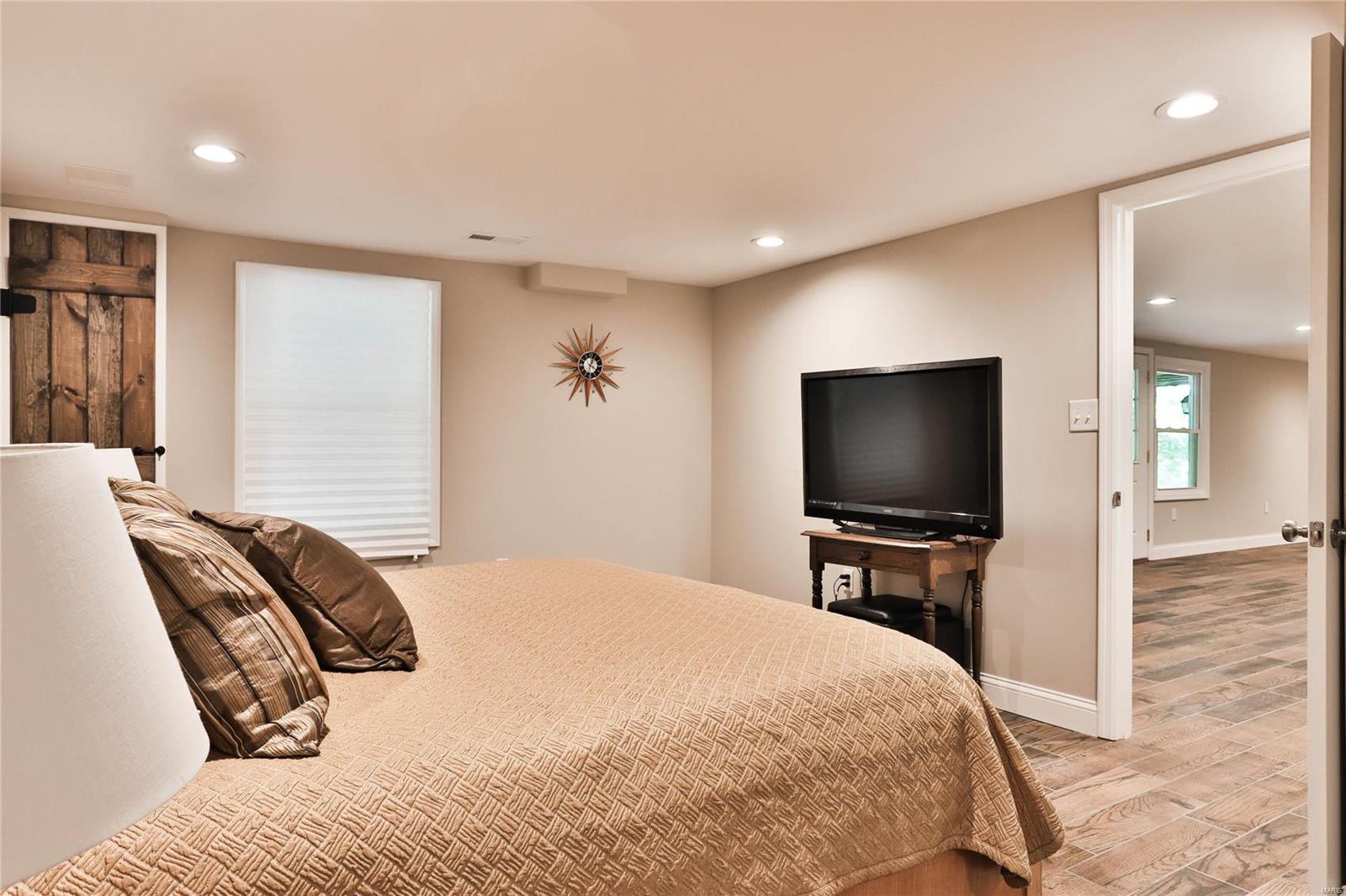 12055 Point Oak Road St. Louis, MO 63131 - Photo 54 of 62 Gallery Image 54