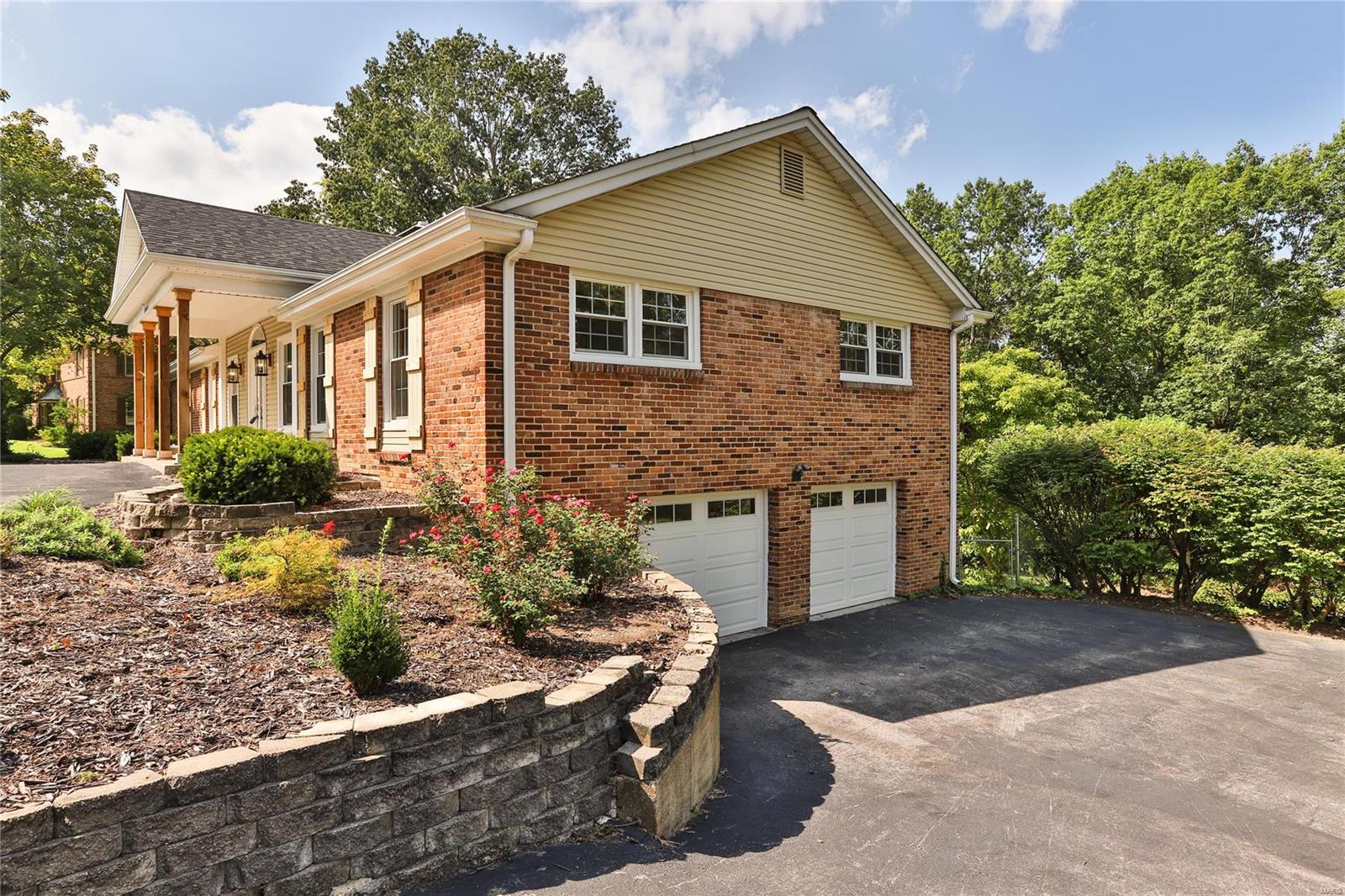 12055 Point Oak Road St. Louis, MO 63131 - Photo 62 of 62 Gallery Image 62