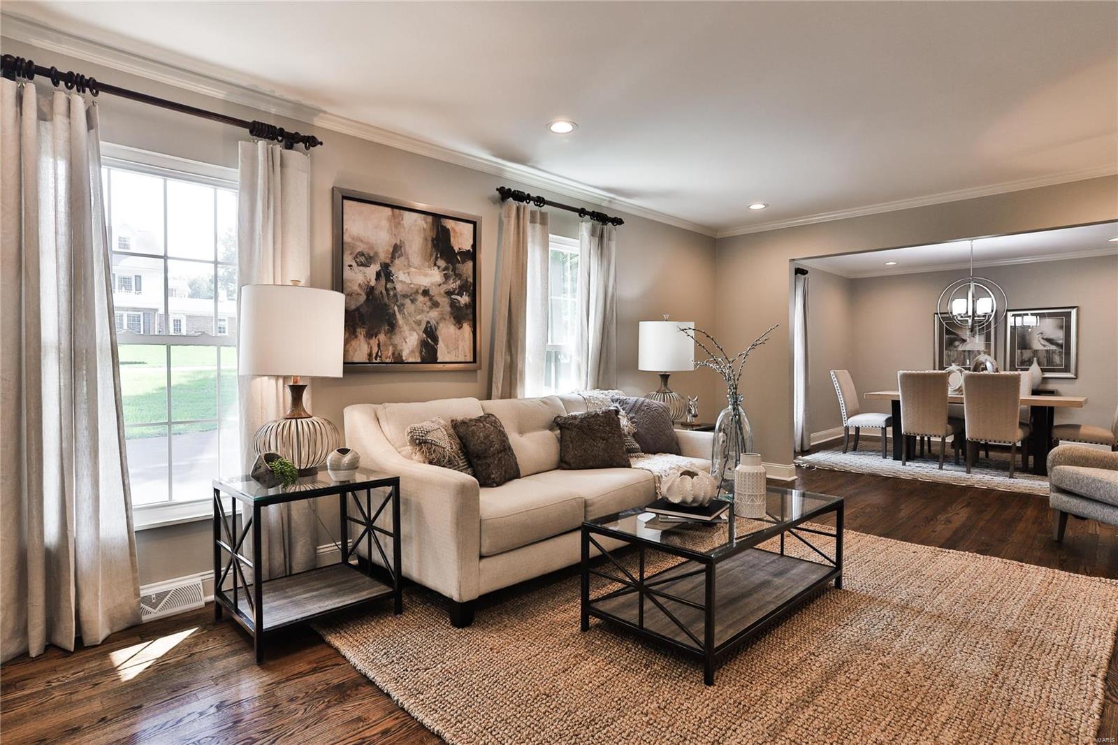 12055 Point Oak Road St. Louis, MO 63131 - Photo 9 of 62 Gallery Image 9