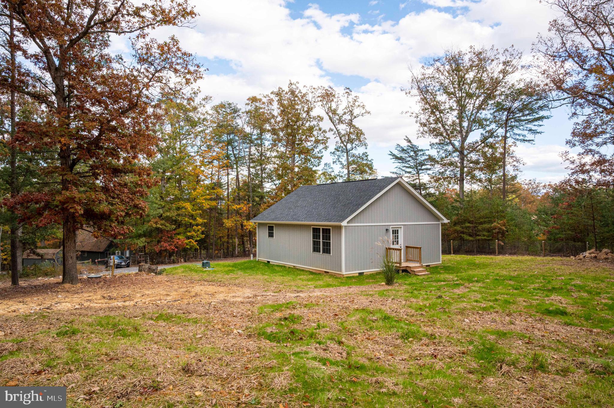 161 Ridge Loop Luray, VA 22835 - Photo 25 of 30 a front view of a house with a yard