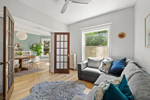 $400,000 | 4517 North Ashland Avenue, Unit 3N, Chicago, IL 60640