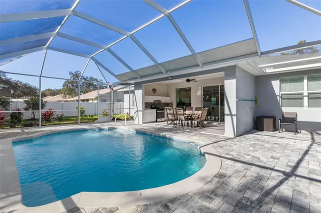 $619,900 | 27 Freemont Court, Palm Coast, FL 32137