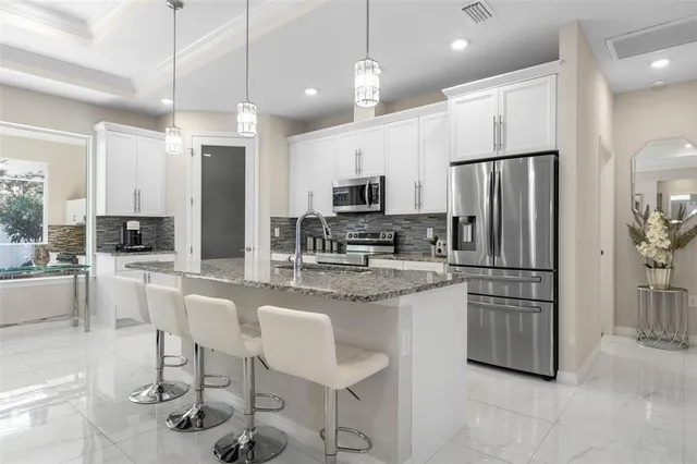 $619,900 | 27 Freemont Court, Palm Coast, FL 32137