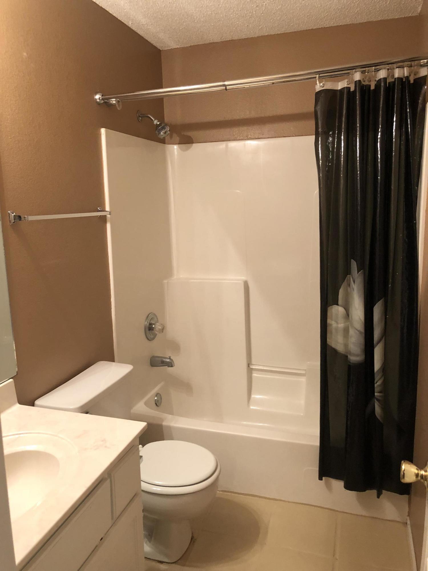809 Valley Road, Unit 2 Crestview, FL 32539 - Photo 11 of 13