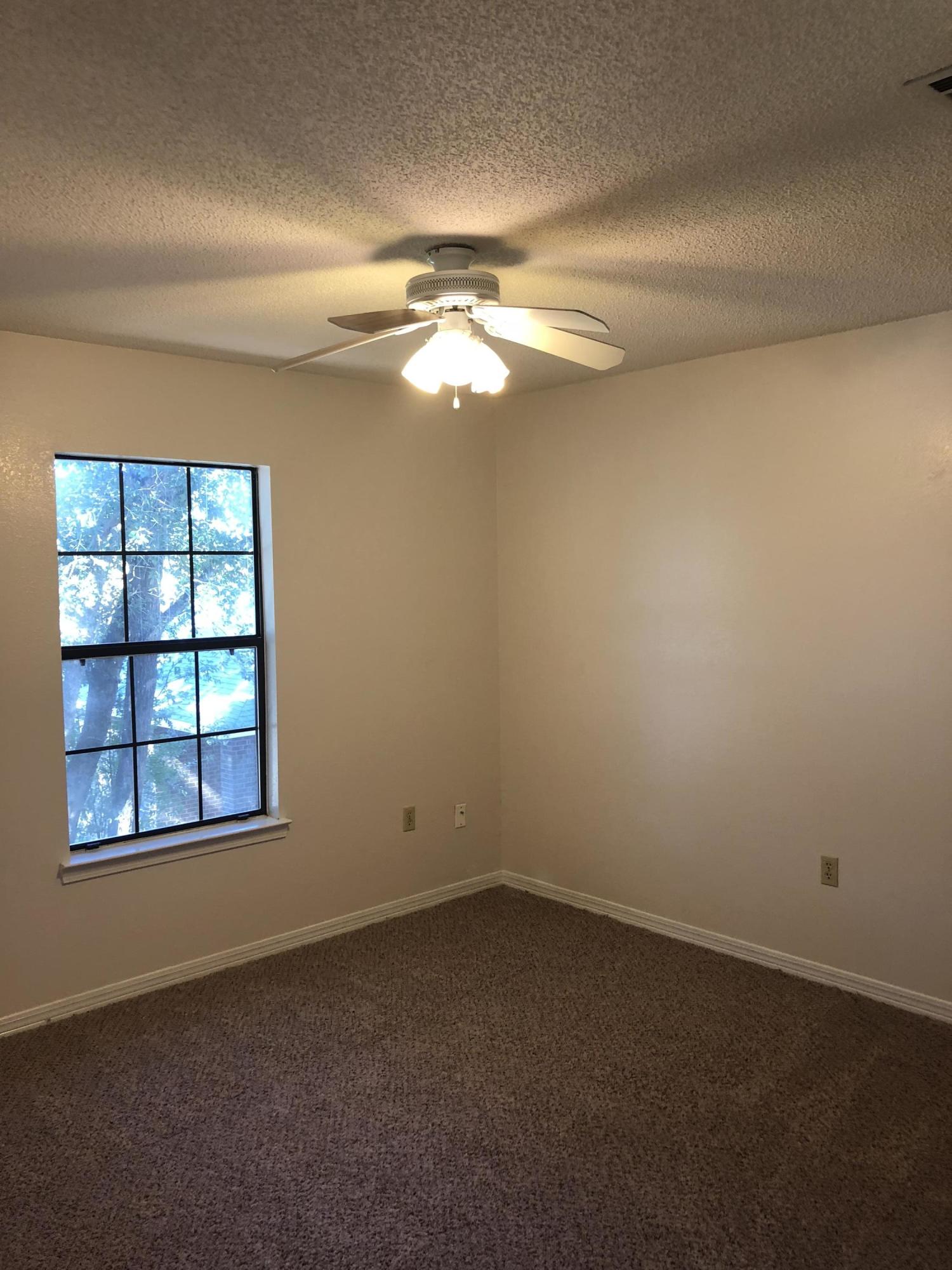 809 Valley Road, Unit 2 Crestview, FL 32539 - Photo 10 of 13
