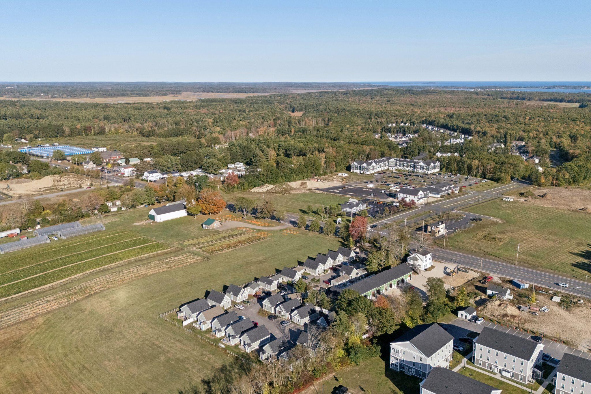 994 Portland Road, Unit 14 Saco, ME 04072 - Photo 21 of 24 11_DJI_20250930161333_0323_D