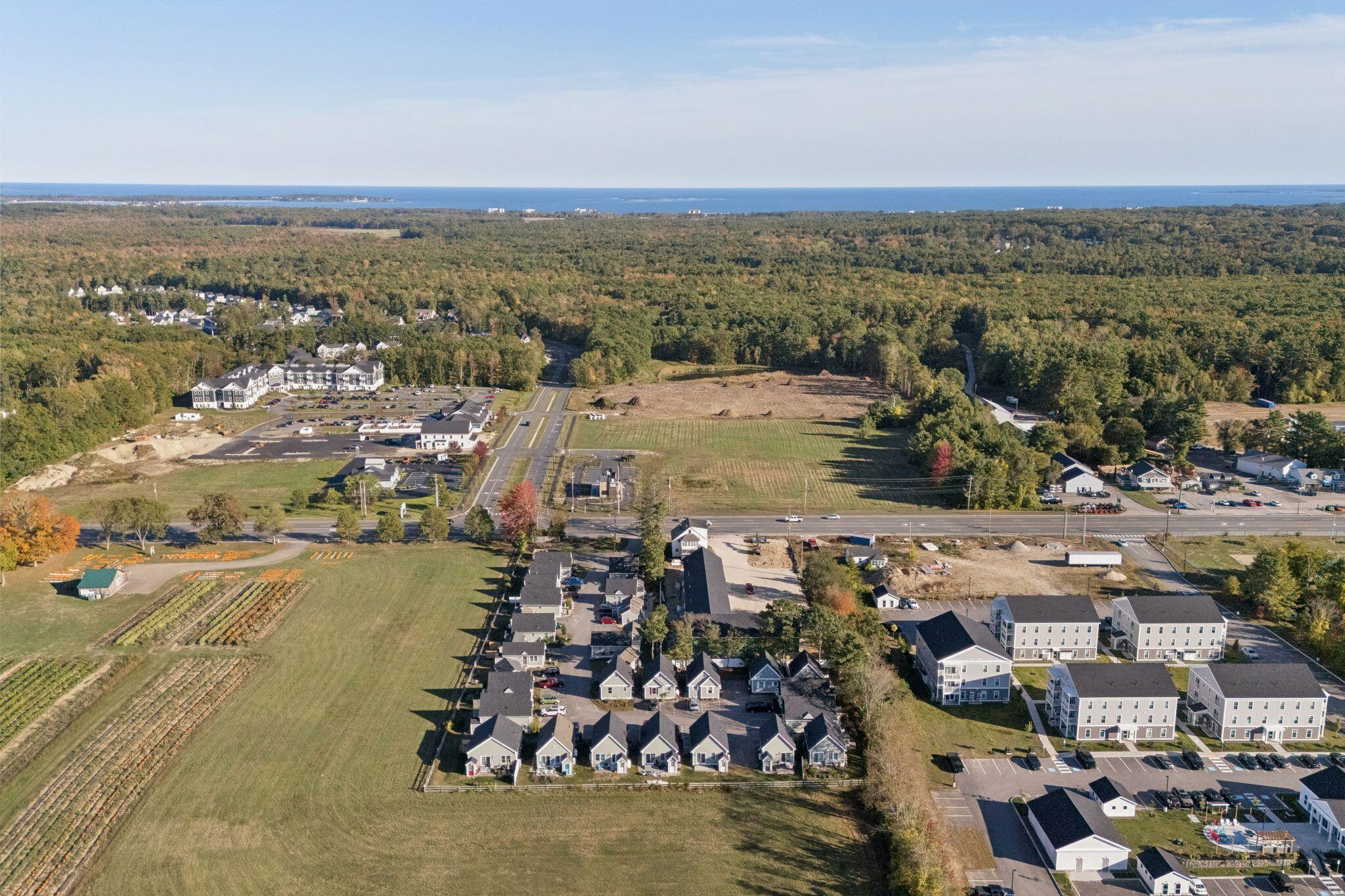 994 Portland Road, Unit 14 Saco, ME 04072 - Photo 22 of 24 10_DJI_20250930161309_0318_D