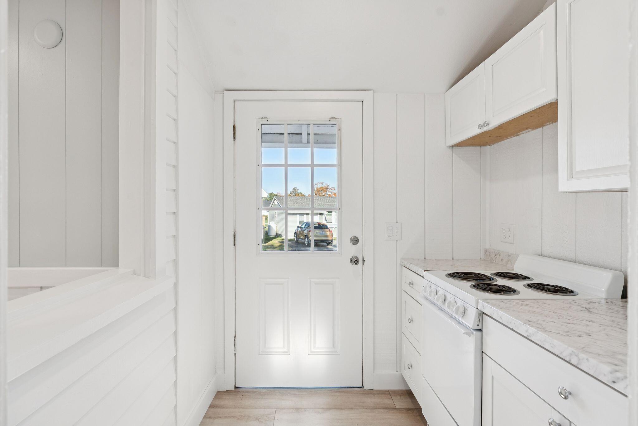 994 Portland Road, Unit 14 Saco, ME 04072 - Photo 9 of 24 DSC08367