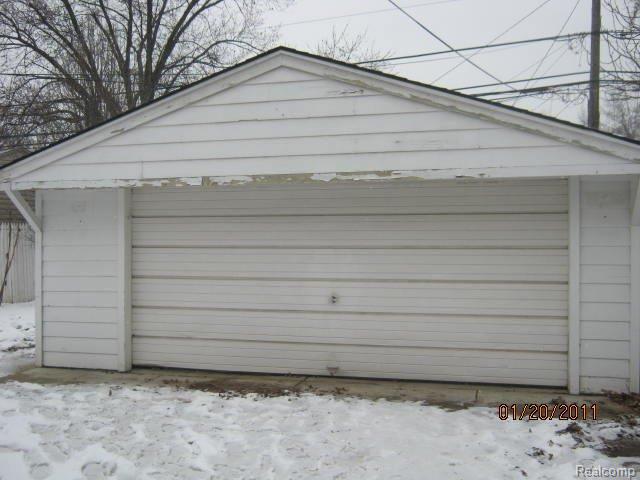 6592 Pardee Road Taylor, MI 48180 - Photo 2 of 8 IMG_2305