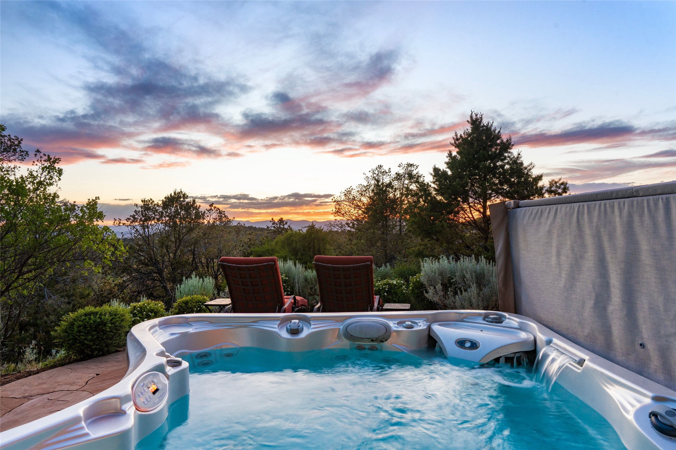 1008 South Summit Ridge Santa Fe, NM 87501 - Photo 38 of 42 Outdoor spa to relax and enjoy the views.