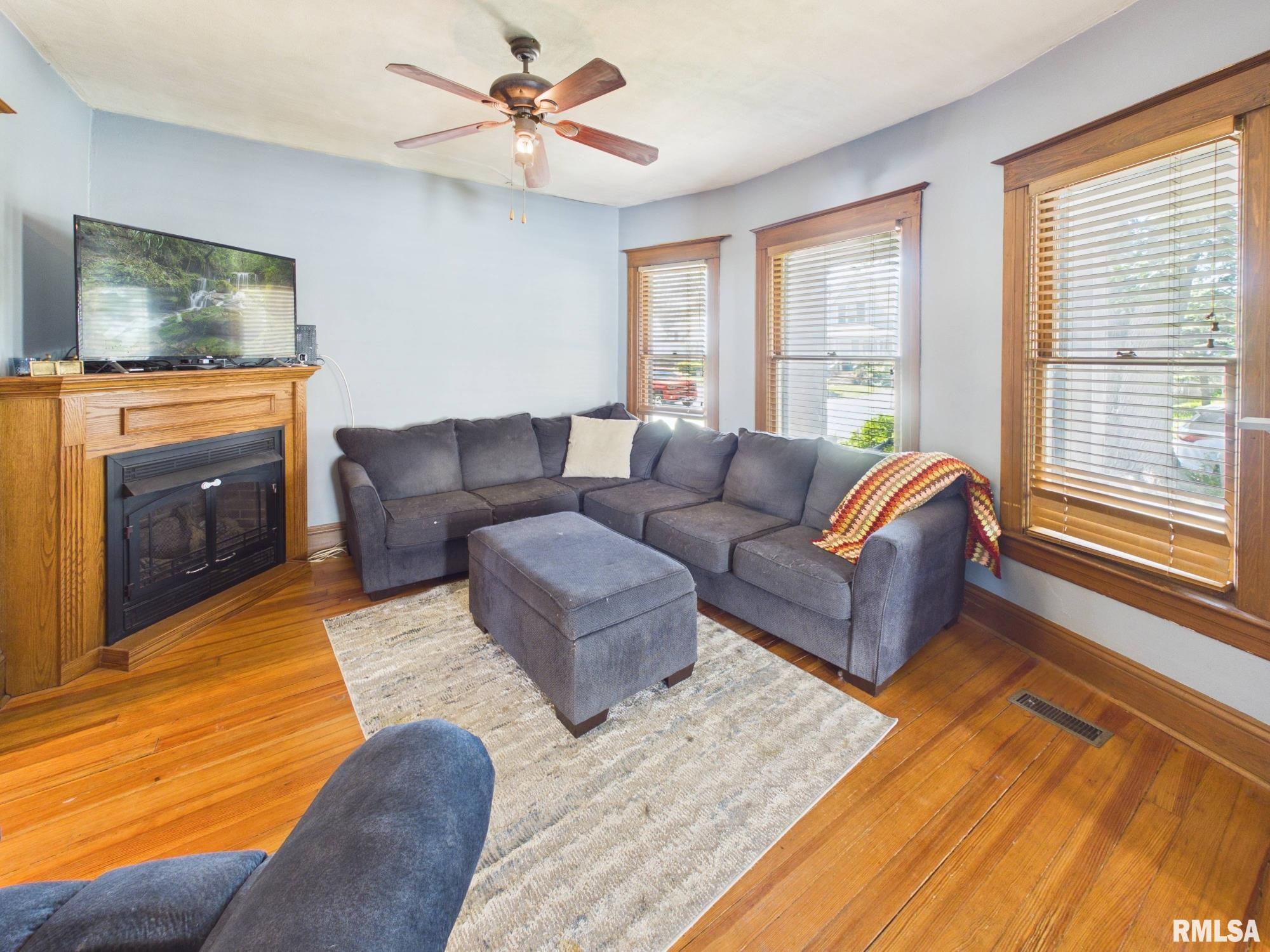 400 South Adelia Street Springfield, IL 62704 - Photo 6 of 31