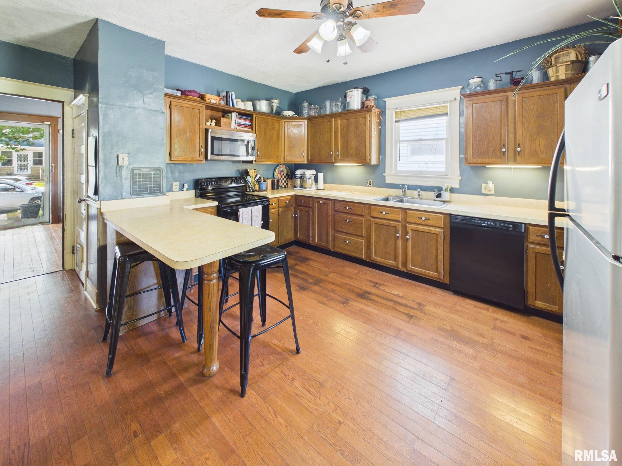 400 South Adelia Street Springfield, IL 62704 - Photo 10 of 31