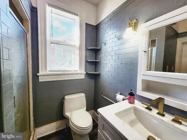 $2,200 | 515 Fourth Street, Shenandoah, VA 22849