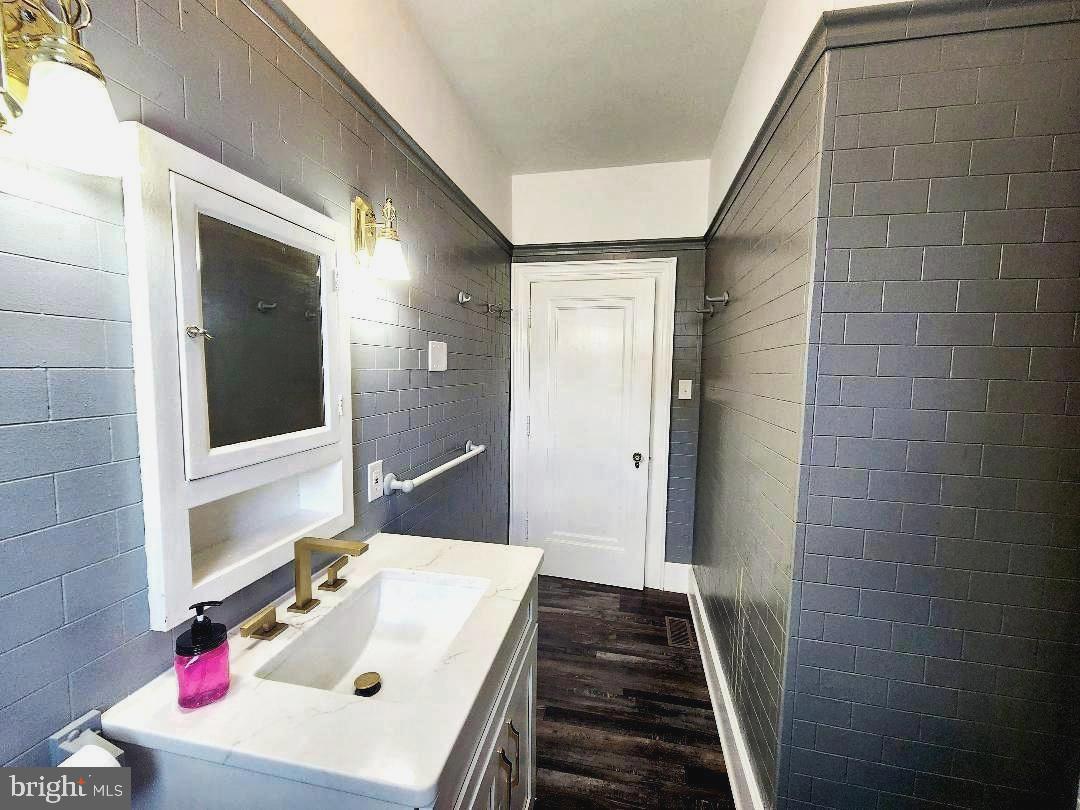 515 Fourth Street Shenandoah, VA 22849 - Photo 16 of 52 Sturdy and charming brick walls in the 1st lvl FB!