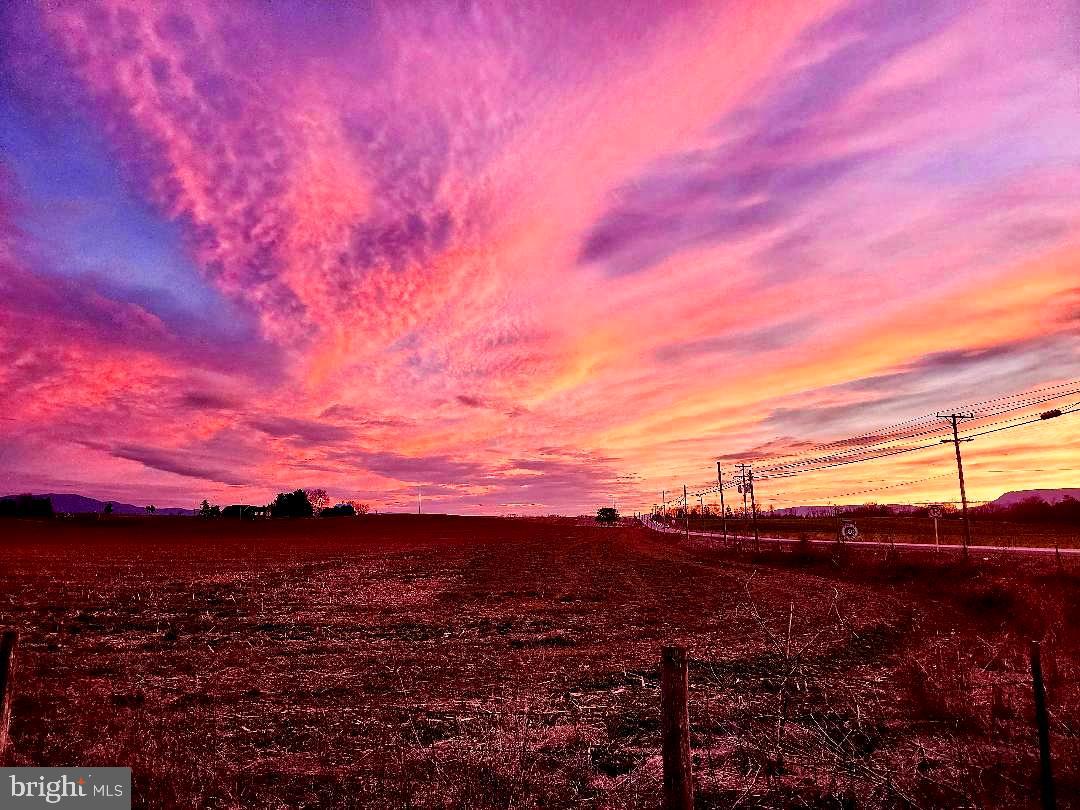 515 Fourth Street Shenandoah, VA 22849 - Photo 52 of 53 Mountain sunsets will take your breath away!