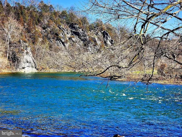 $2,400 | 515 Fourth Street, Shenandoah, VA 22849