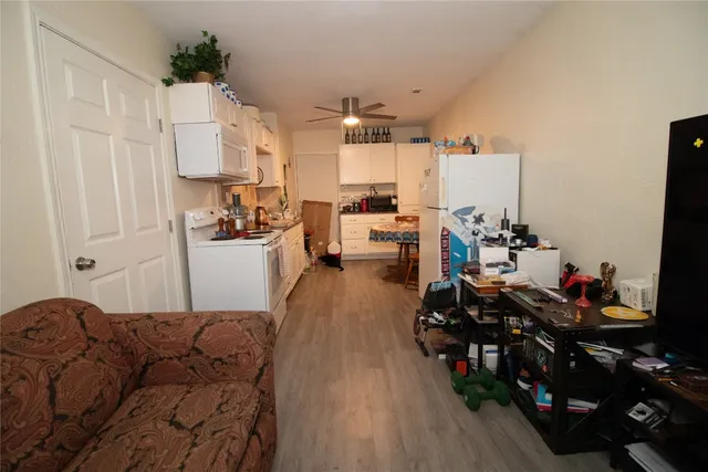 $550,000 | 912 1/2 Calle Limon, Austin, TX 78702