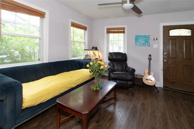 $550,000 | 912 1/2 Calle Limon, Austin, TX 78702