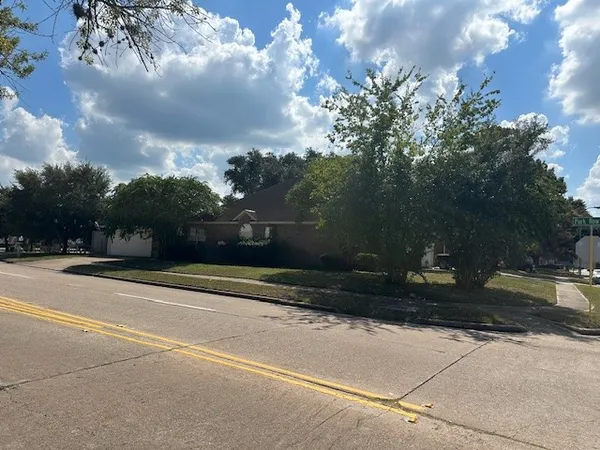$295,000 | 1510 Brickarbor Drive, Katy, TX 77449
