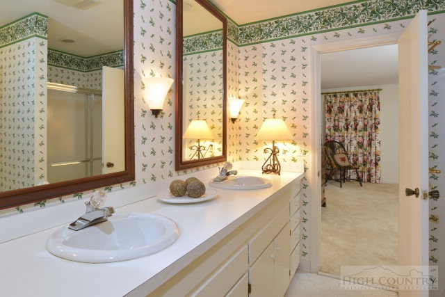220 Highland Mist Road Linville, NC 28646 - Photo 17 of 22 Gallery Image 17