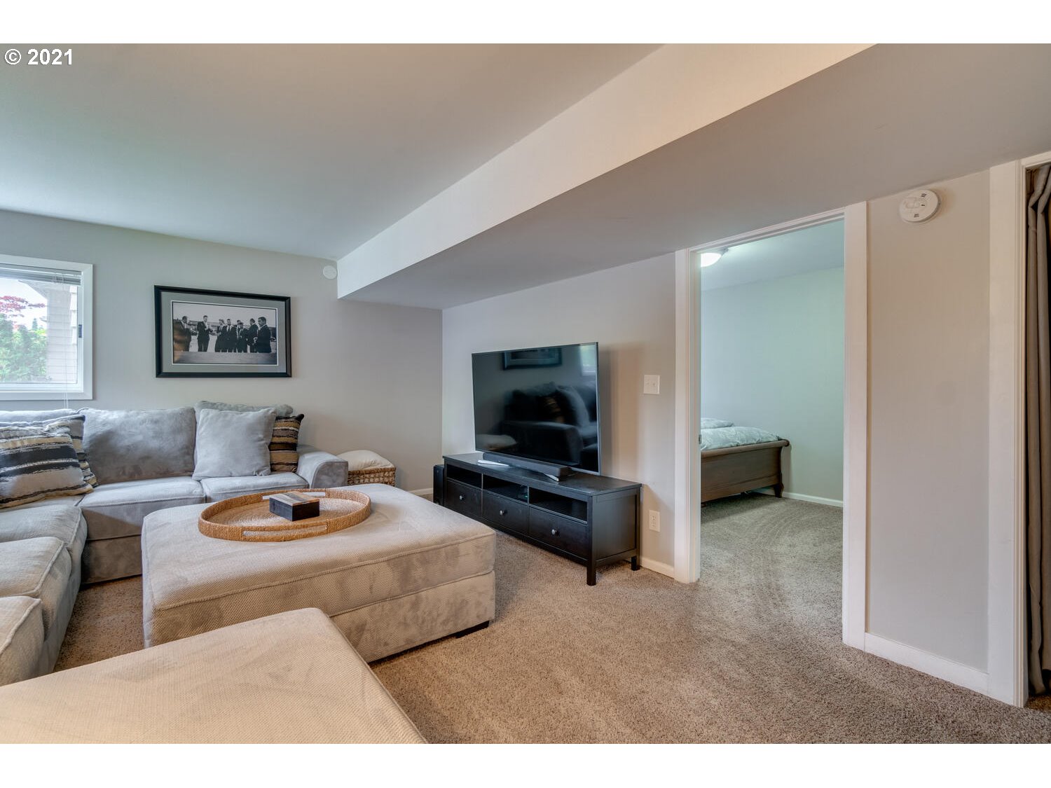 3314 Southwest Marigold Street Portland, OR 97219 - Photo 20 of 29 Gallery Image 20