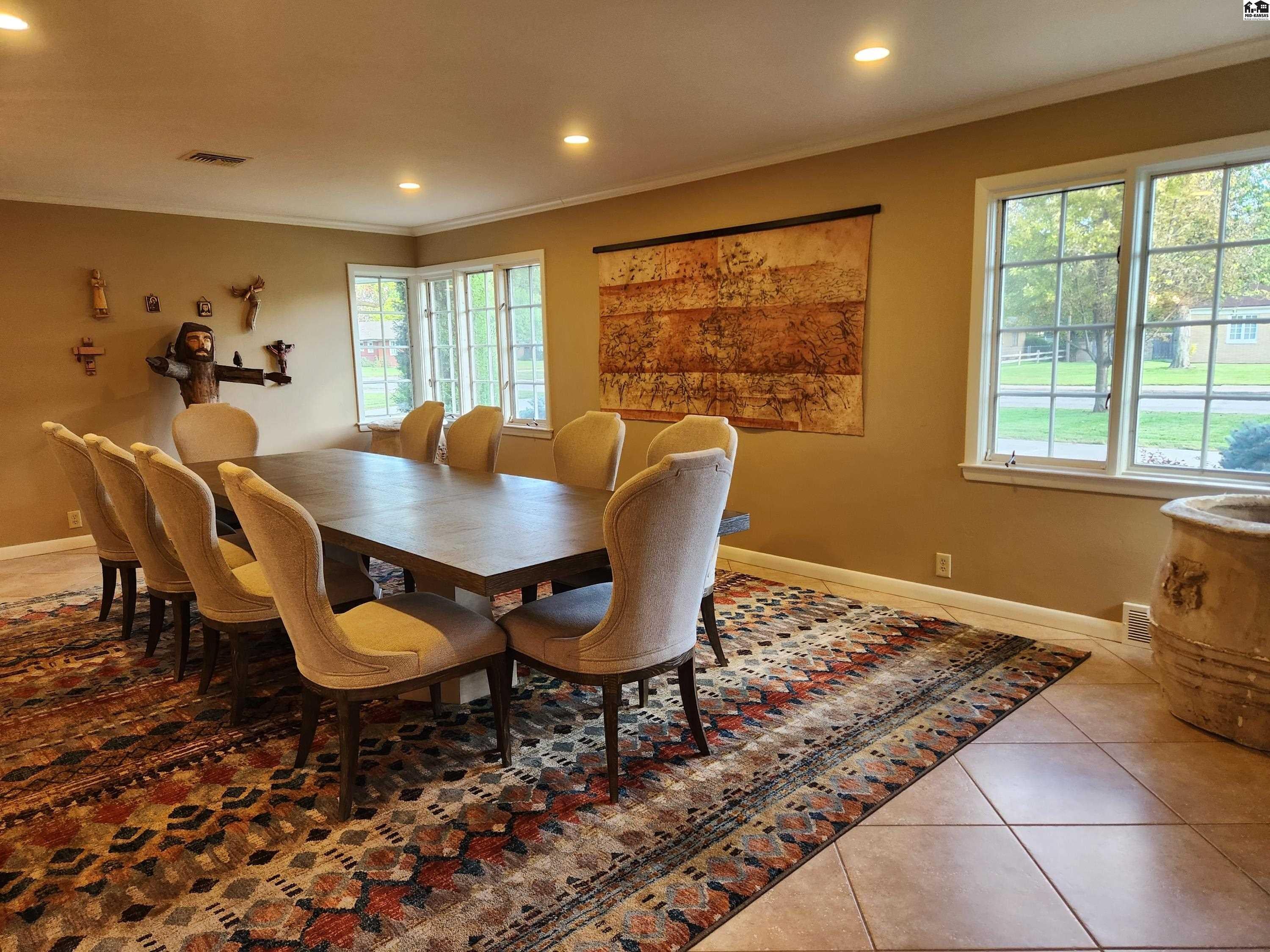12 Downing Road Hutchinson, KS 67502 - Photo 6 of 41 Gallery Image 6