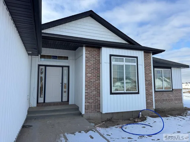 $600,000 | 1572 North 845 East, Shelley, ID 83274