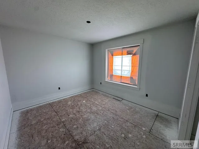 $600,000 | 1572 North 845 East, Shelley, ID 83274