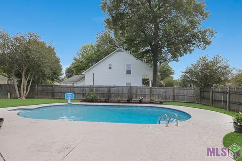 $320,000 | 5627 Bayridge Drive, Baton Rouge, LA 70817