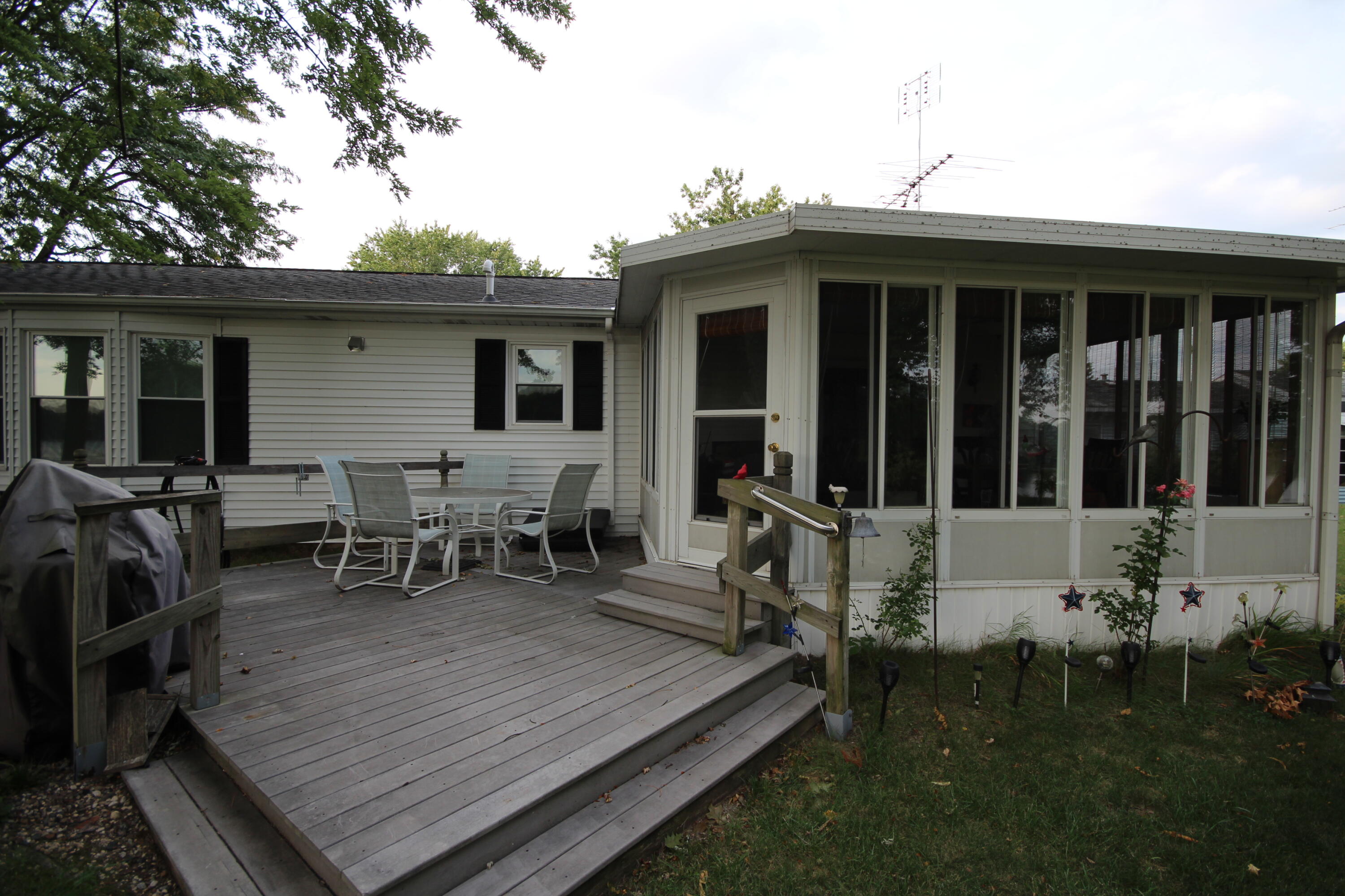 23897 Wakeman Road Mendon, MI 49072 - Photo 4 of 36 4