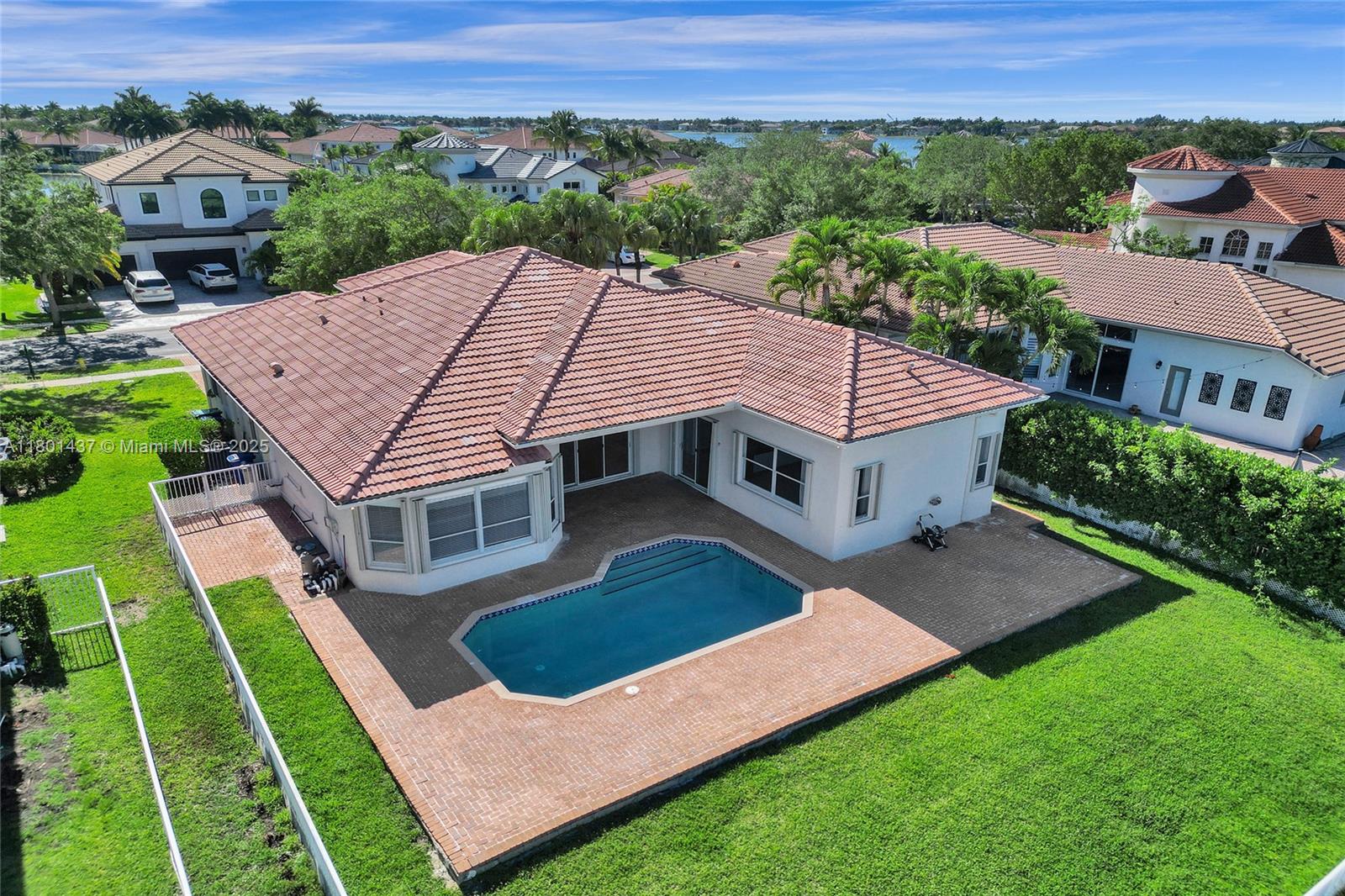 3360 Southwest 195th Terrace Miramar, FL 33029 - Photo 3 of 65