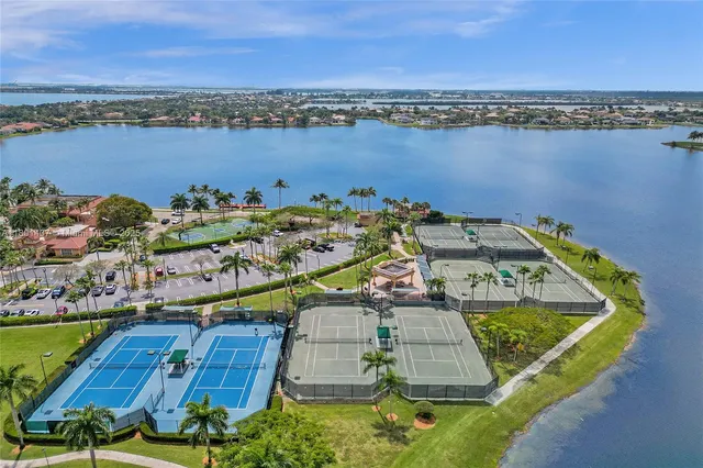 $975,000 | 3360 Southwest 195th Terrace, Miramar, FL 33029