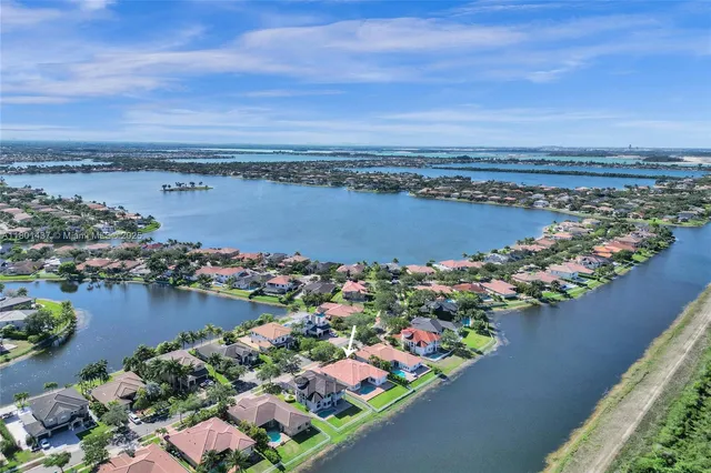 $975,000 | 3360 Southwest 195th Terrace, Miramar, FL 33029
