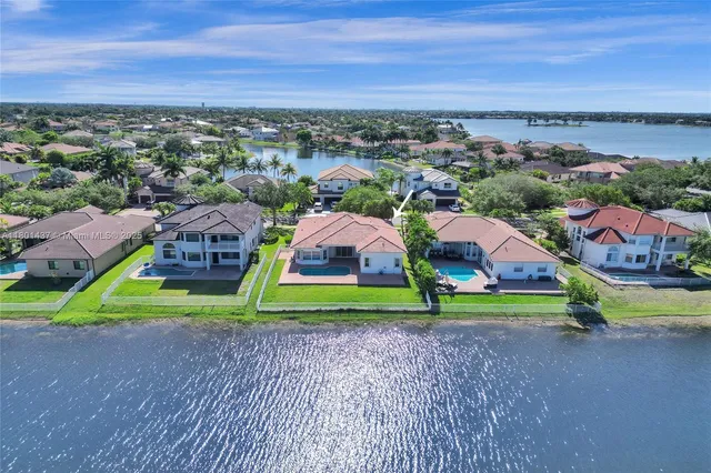$975,000 | 3360 Southwest 195th Terrace, Miramar, FL 33029