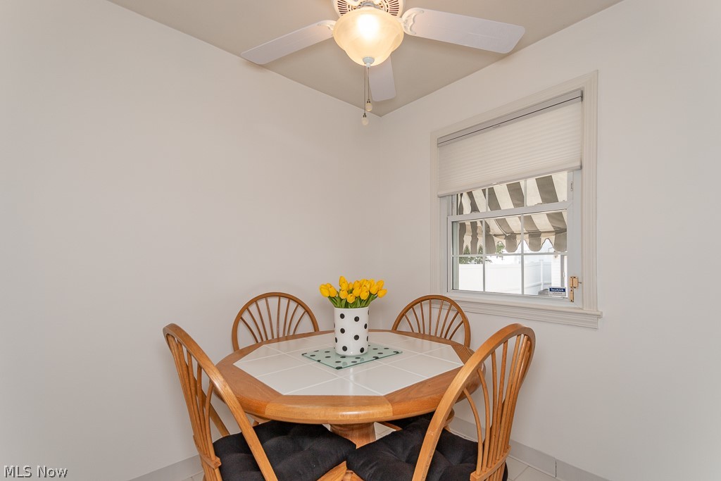 1170 Argonne Road Cleveland, OH 44121 - Photo 10 of 35 Eat-in Kitchen Nook