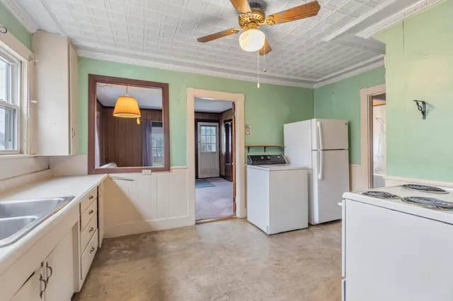 $179,900 | 11 Russell Street, Waterville, ME 04901