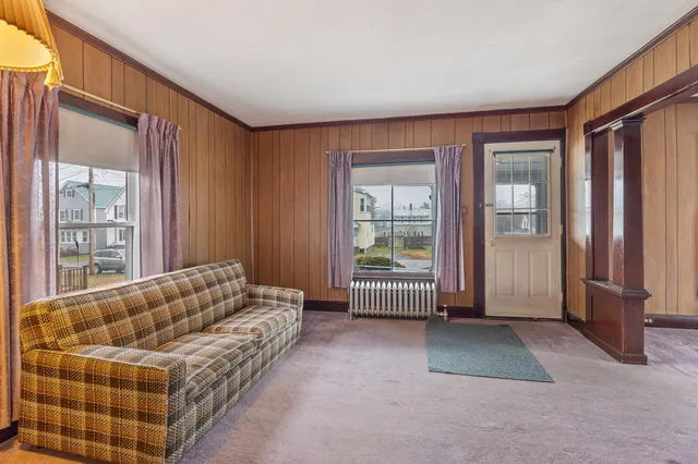 $179,900 | 11 Russell Street, Waterville, ME 04901