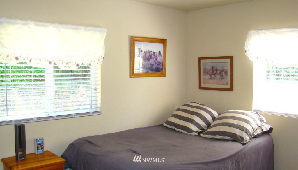 4635 Banner Road Southeast Port Orchard, WA 98366 - Photo 8 of 16 Gallery Image 8